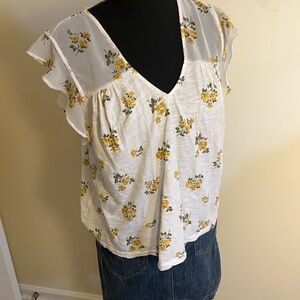 Lucky Brand White Floral V-Neck Flutter Sleeve Top